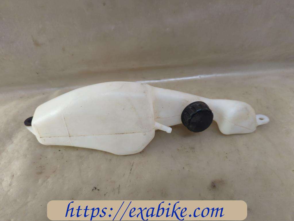 expansion tank Kawasaki Z 750 - photo 2