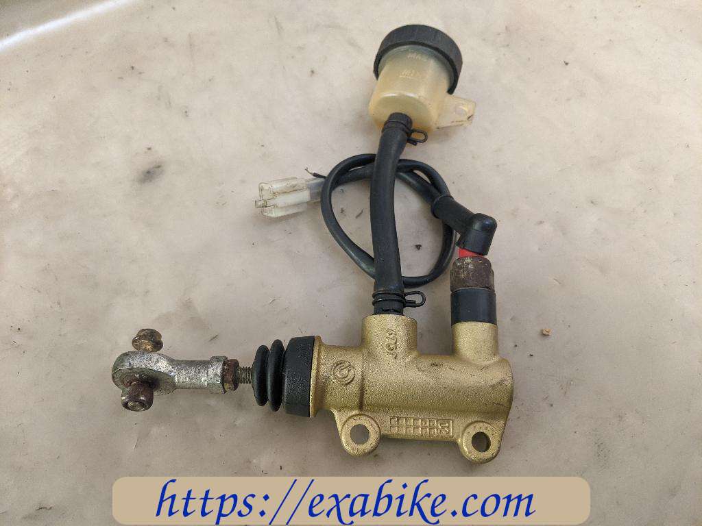 rear master cylinder Benelli Tornado 900 TRE - photo 2