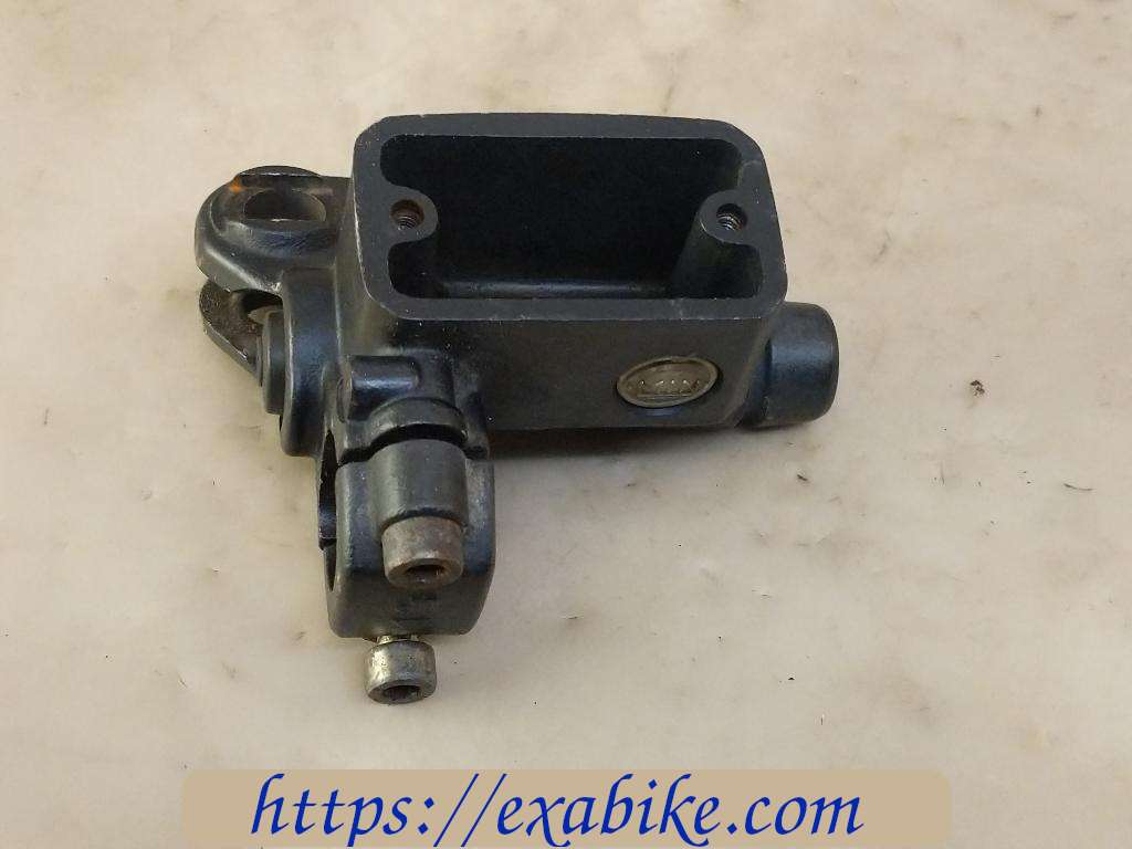 clutch master cylinder Ducati 620 Monster - photo 1