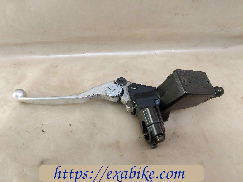maitre cylindre d'embrayage Yamaha GTS 1000 - photo 1