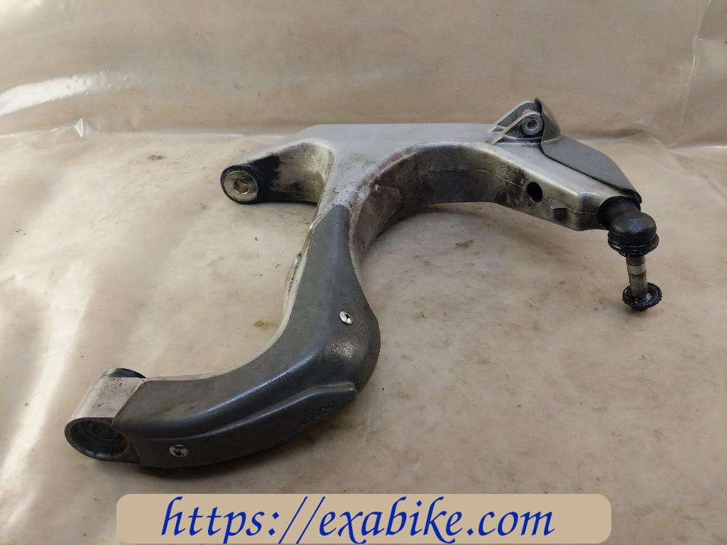 swingarm, front Yamaha GTS 1000 - photo 2