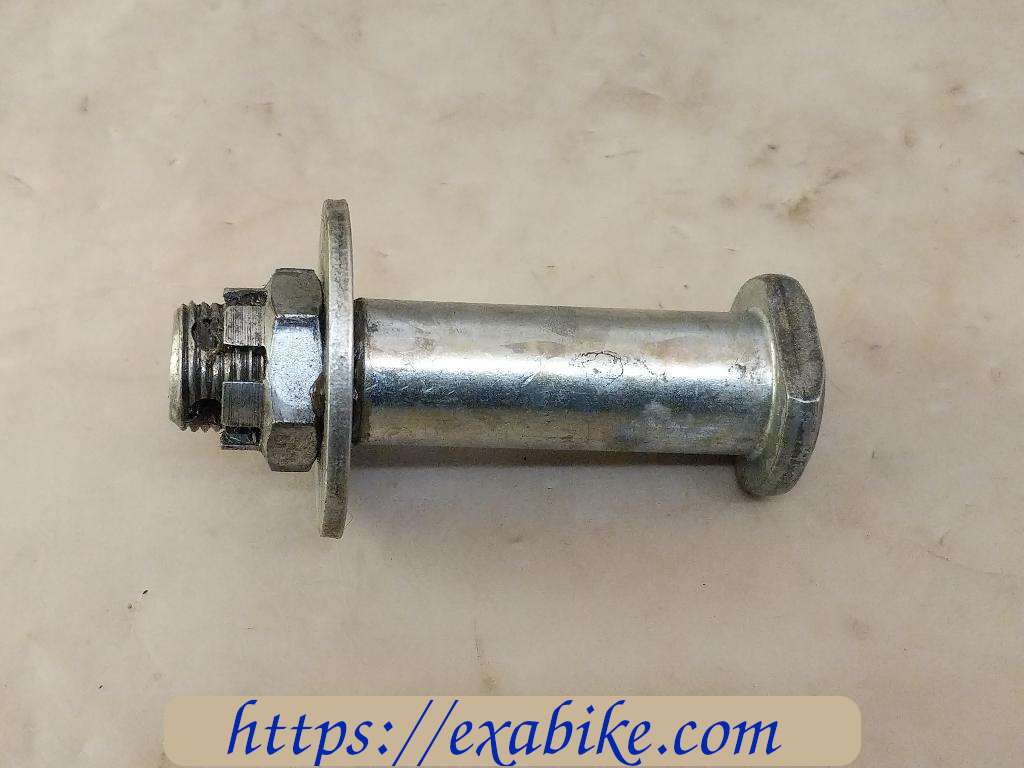 fron arm bolt Yamaha GTS 1000 - photo 1