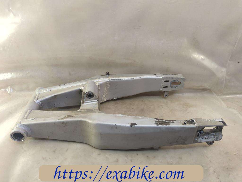 swingarm Yamaha GTS 1000 - photo 2