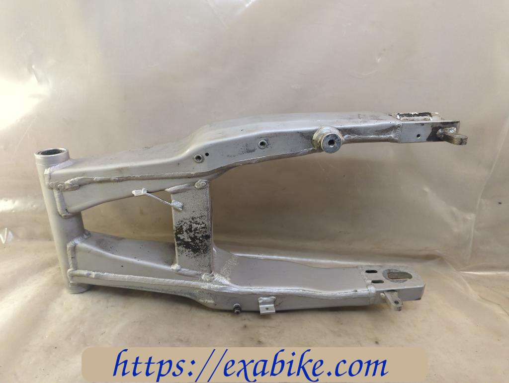 swingarm Yamaha GTS 1000 - photo 3