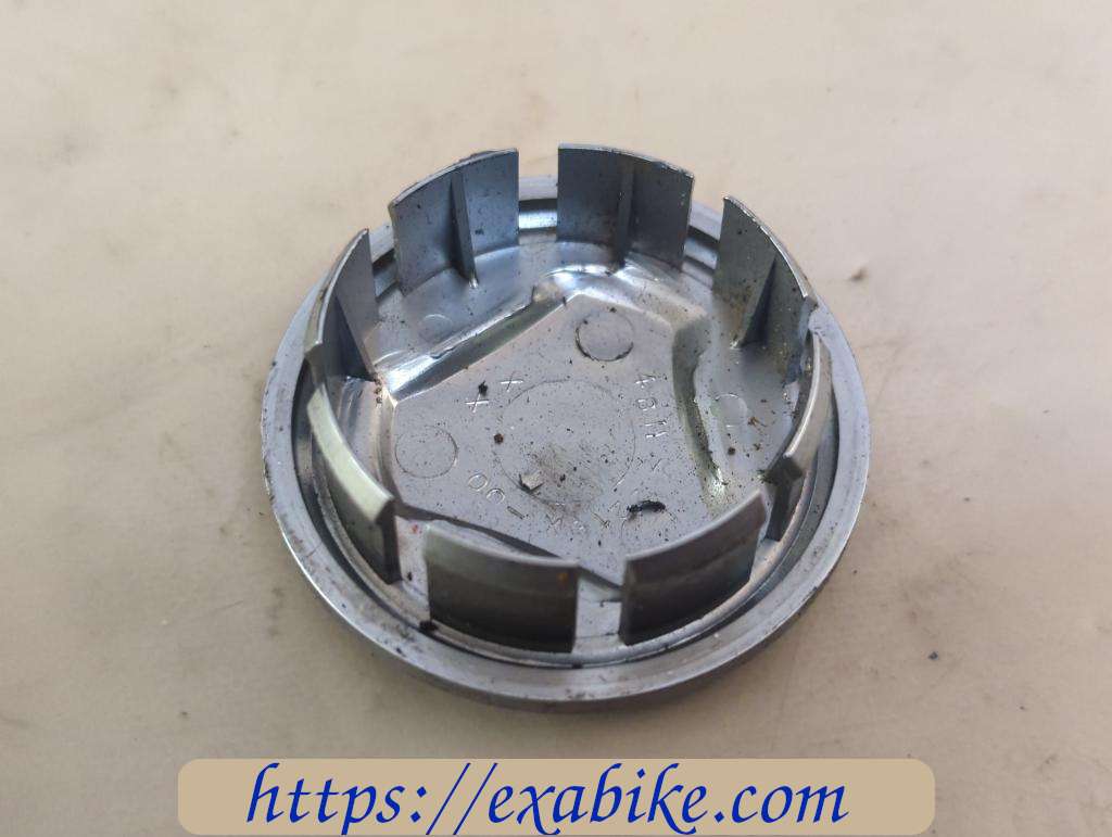 frame cap Yamaha GTS 1000 - photo 2