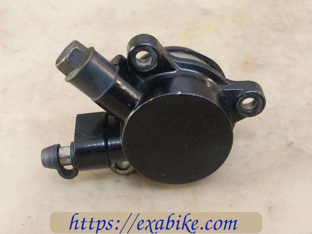 clutch slave cylinder Yamaha GTS 1000 - photo 1