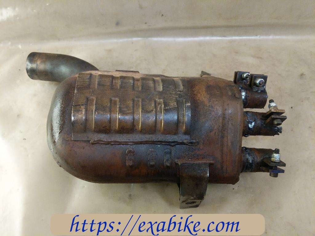 exhaust Yamaha GTS 1000 - photo 3
