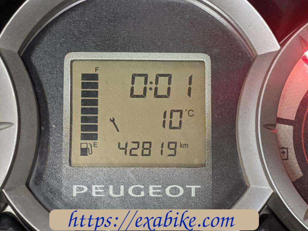 dashboard Peugeot Citystar - photo 6