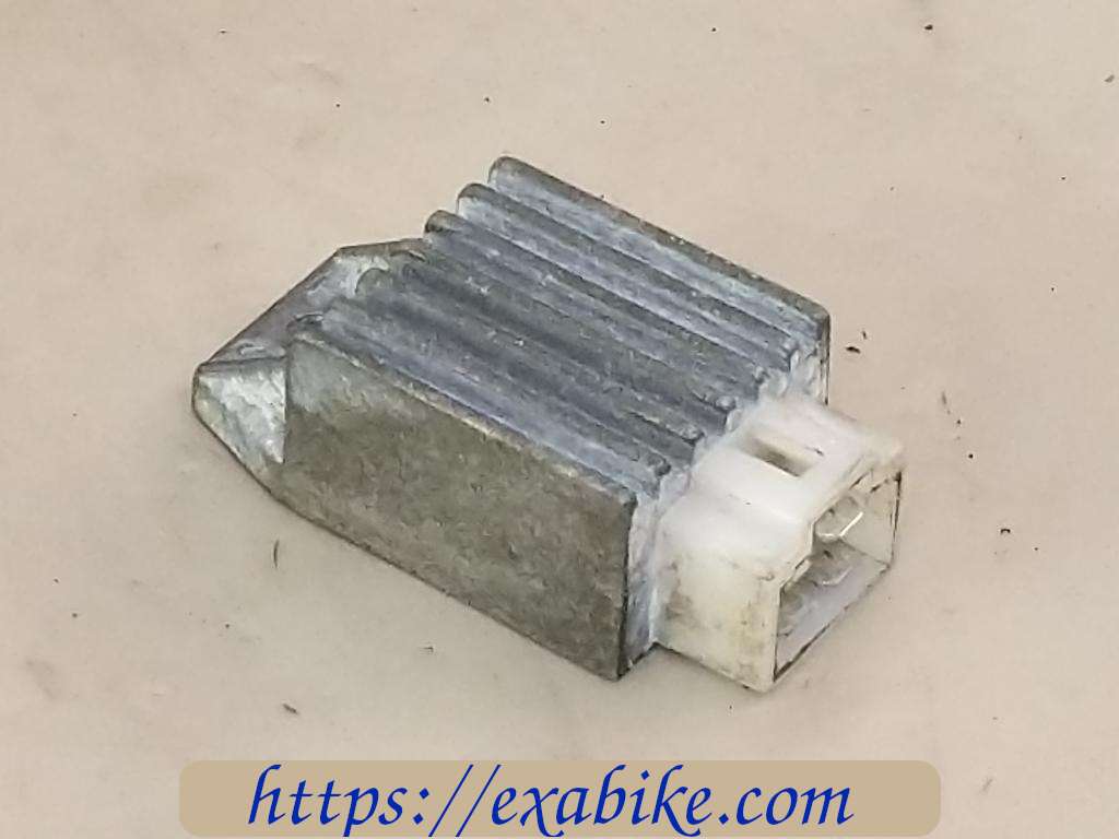 voltage regulator Sym Mio - photo 1