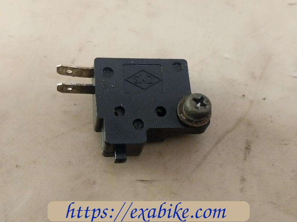 front brake switch Sym Mio - photo 1