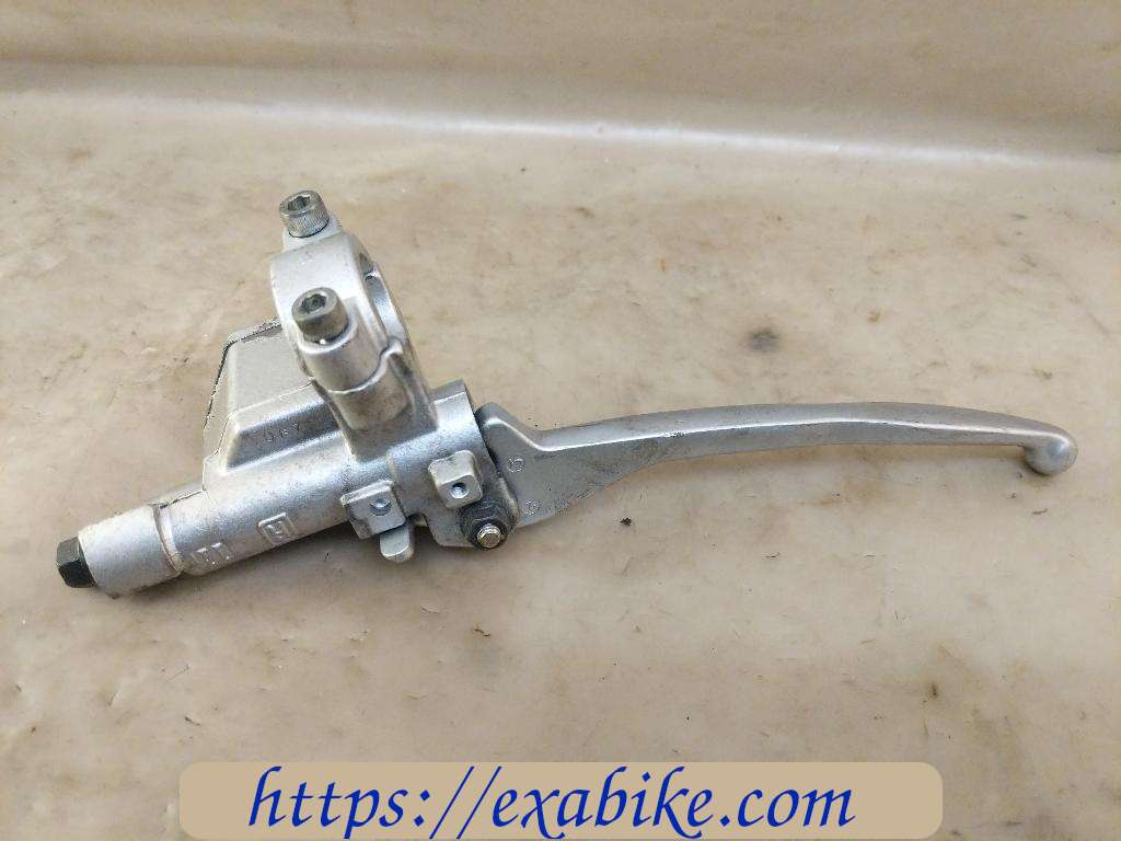 front master cylinder, front Sym Mio - photo 3