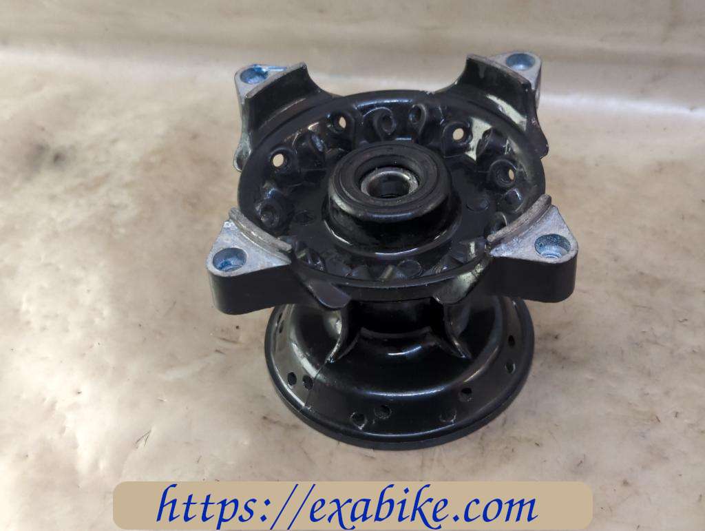 wheel hub, front Mash 125 Black Seven - photo 1