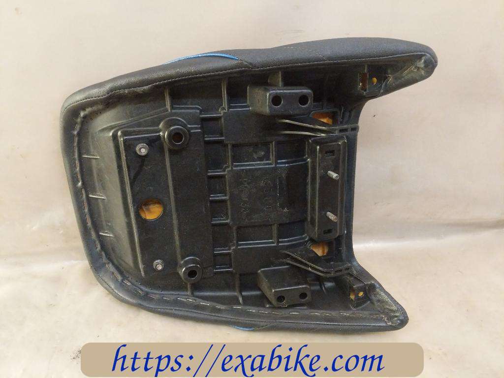 special seat, rear Suzuki GSF 650 Bandit - photo 4