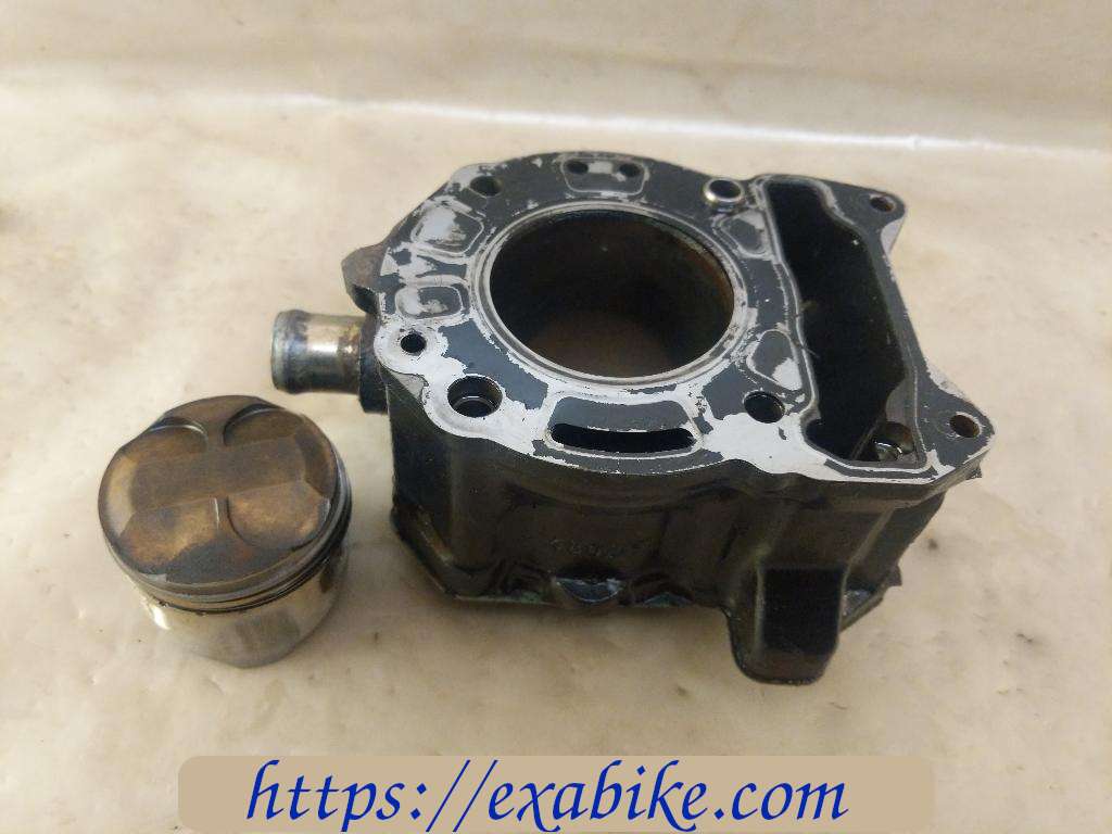 cylindre Piaggio 125 X8 - photo 1