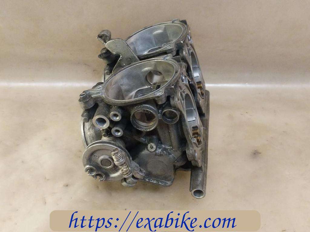 carburetors bodys, left Honda CB 1000 Big One - photo 2