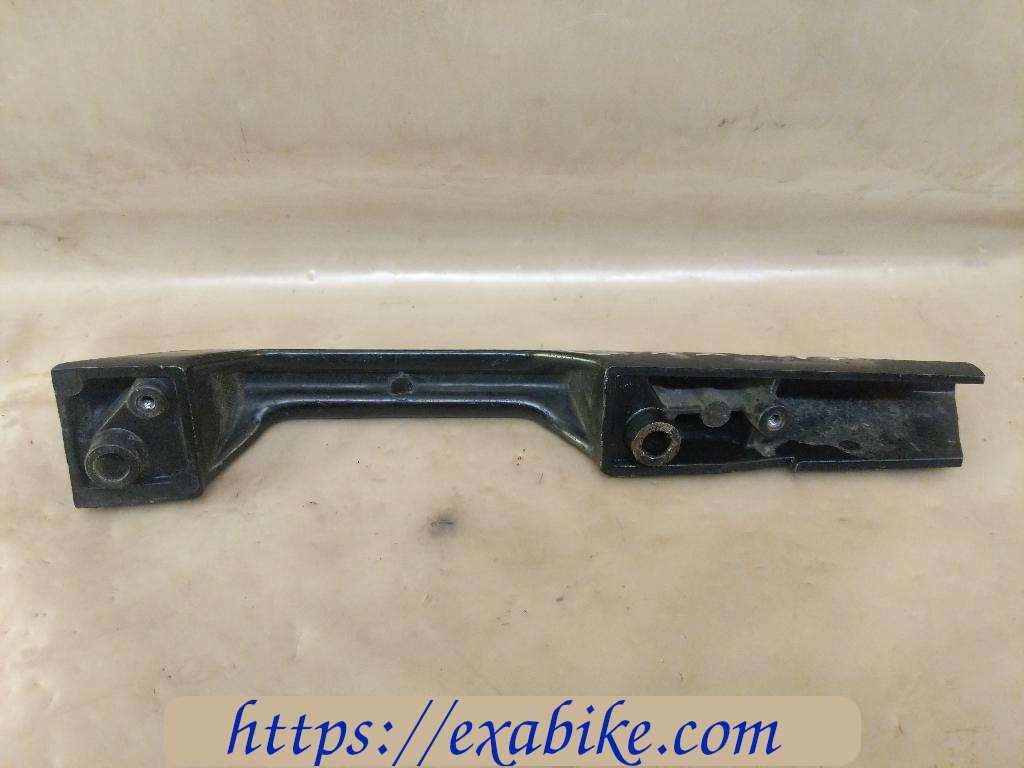 rear handle grab, right Kawasaki GPZ 1100 ZX - photo 3