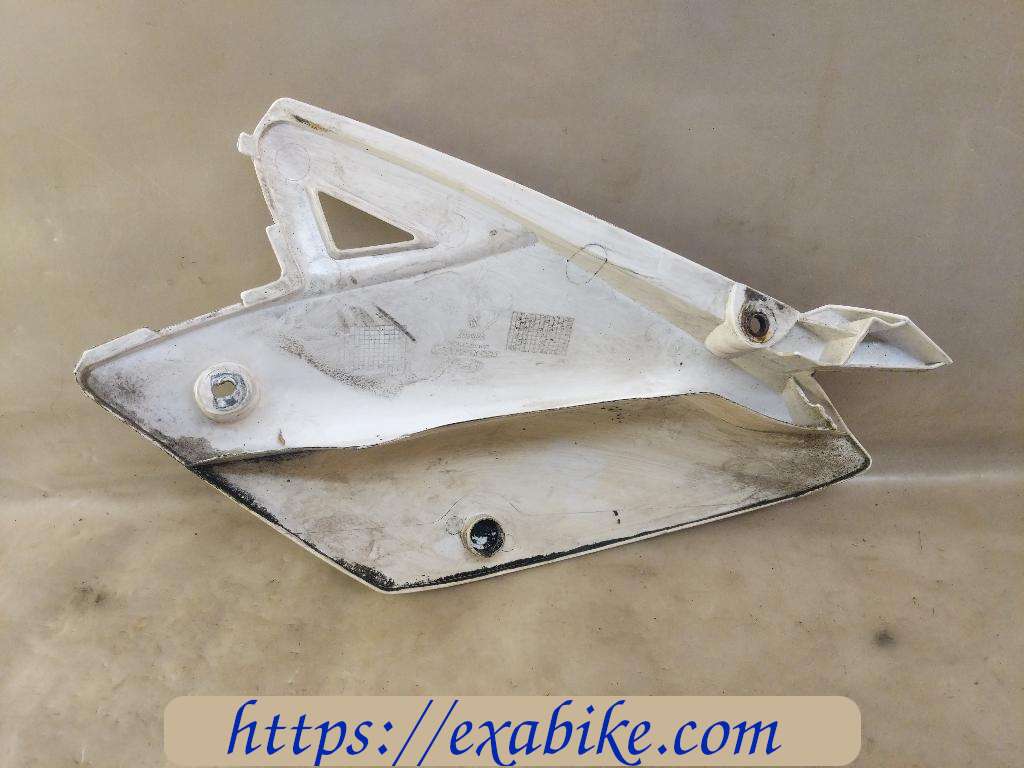 cache latéral droit Rieju 50 MRT - photo 2