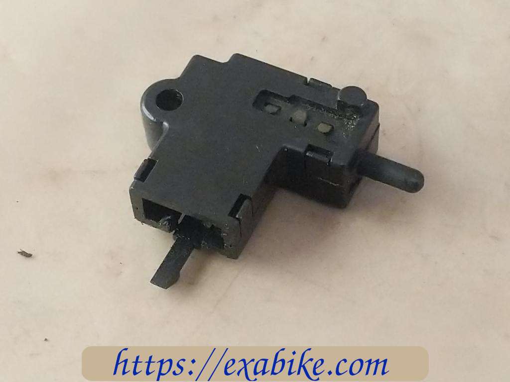 clutch switch Kawasaki GPZ 900 Ninja - photo 2