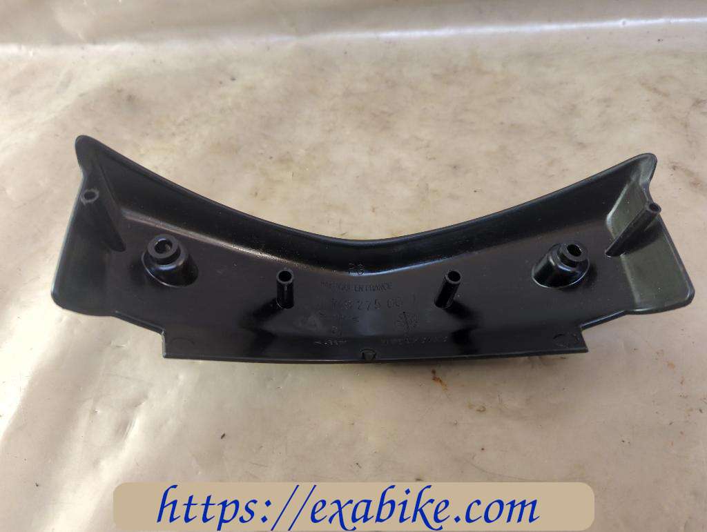 plastic élément Peugeot TKR 50 - photo 3