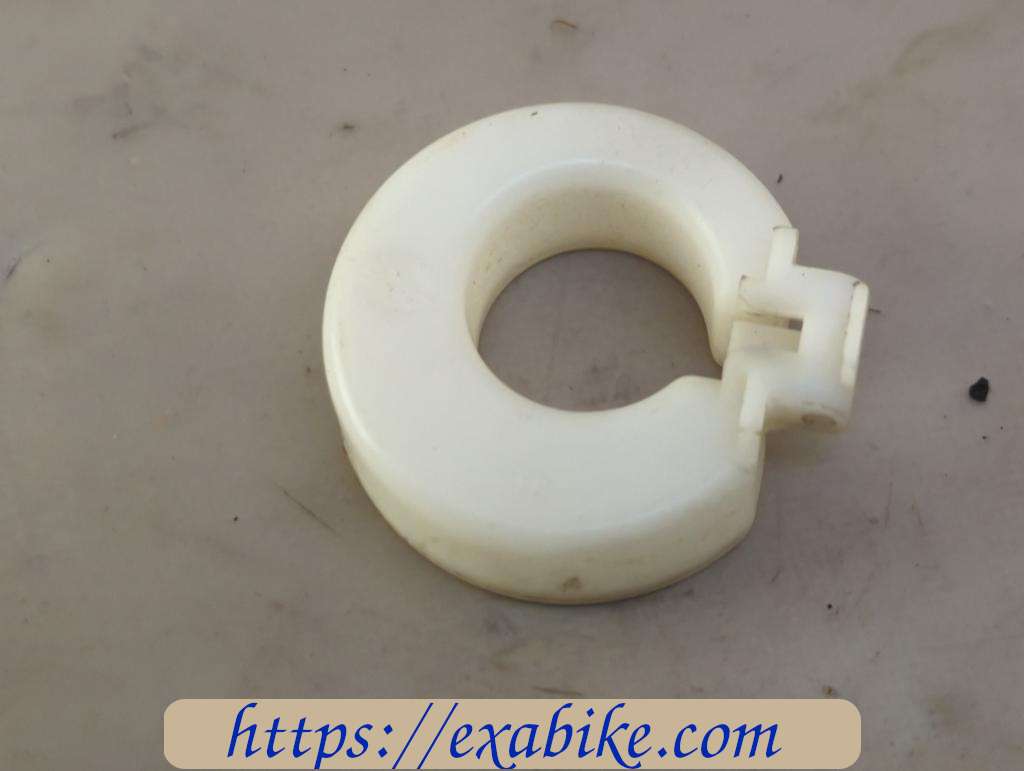 carburetor float Peugeot TKR 50 - photo 1