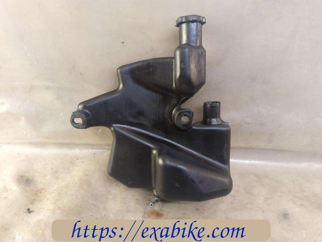 oil tank Piaggio Zip 50 - photo 2