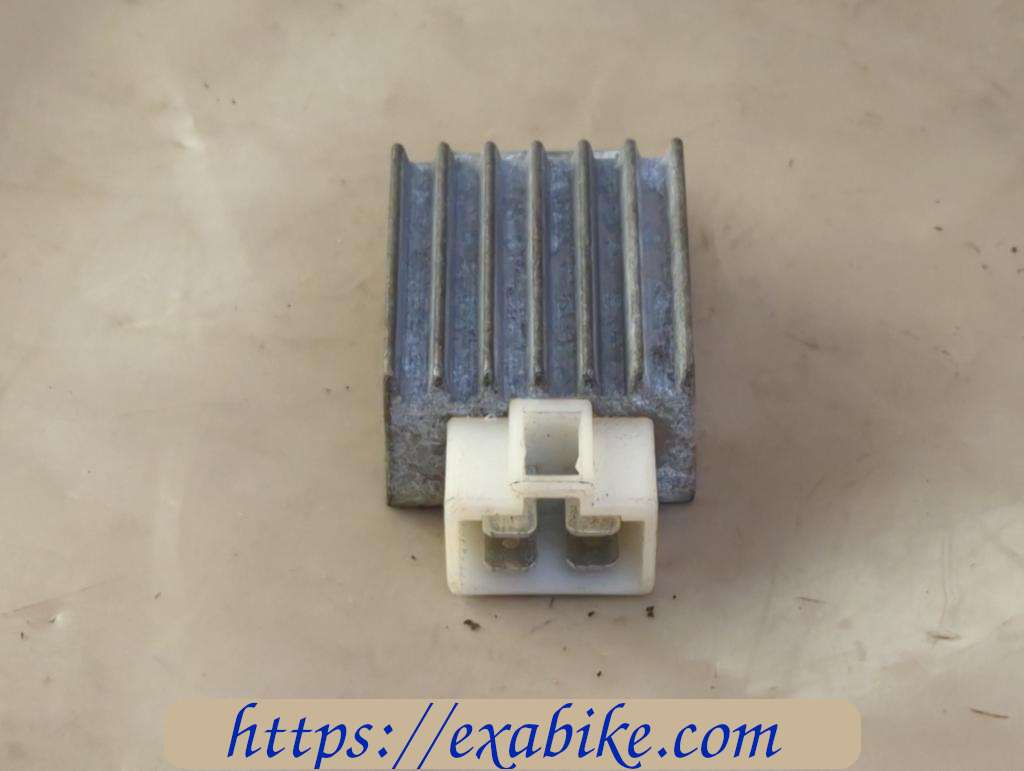 voltage regulator Peugeot V-Clic - photo 1