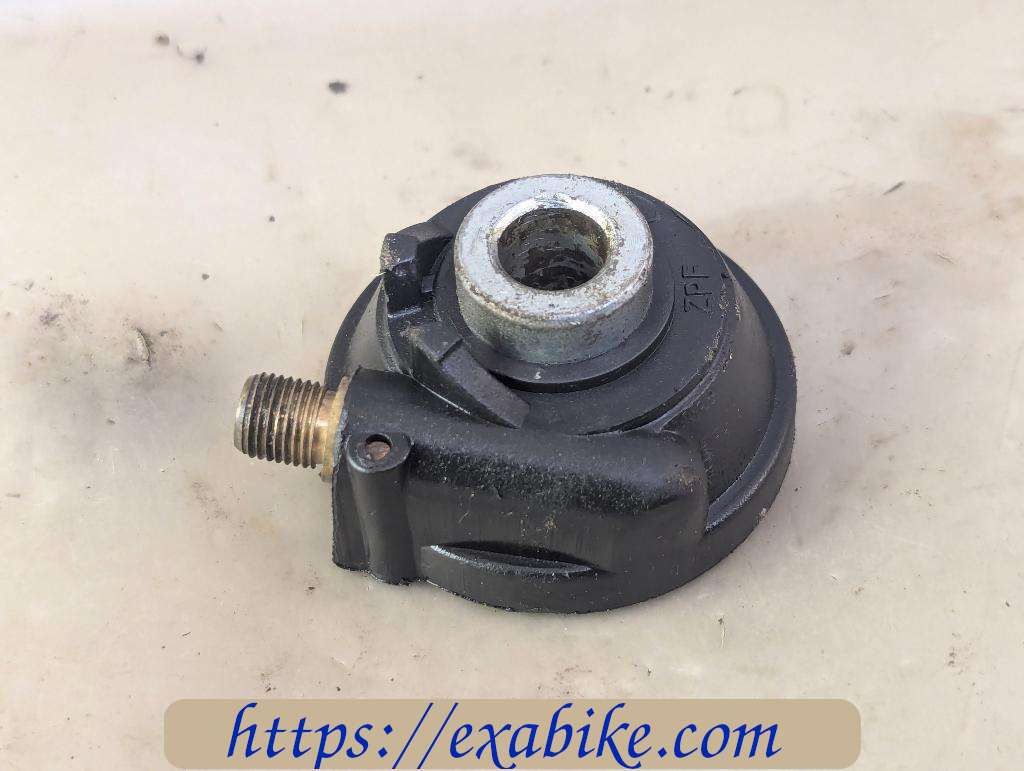 speedometer gear Piaggio Zip 50 - photo 1