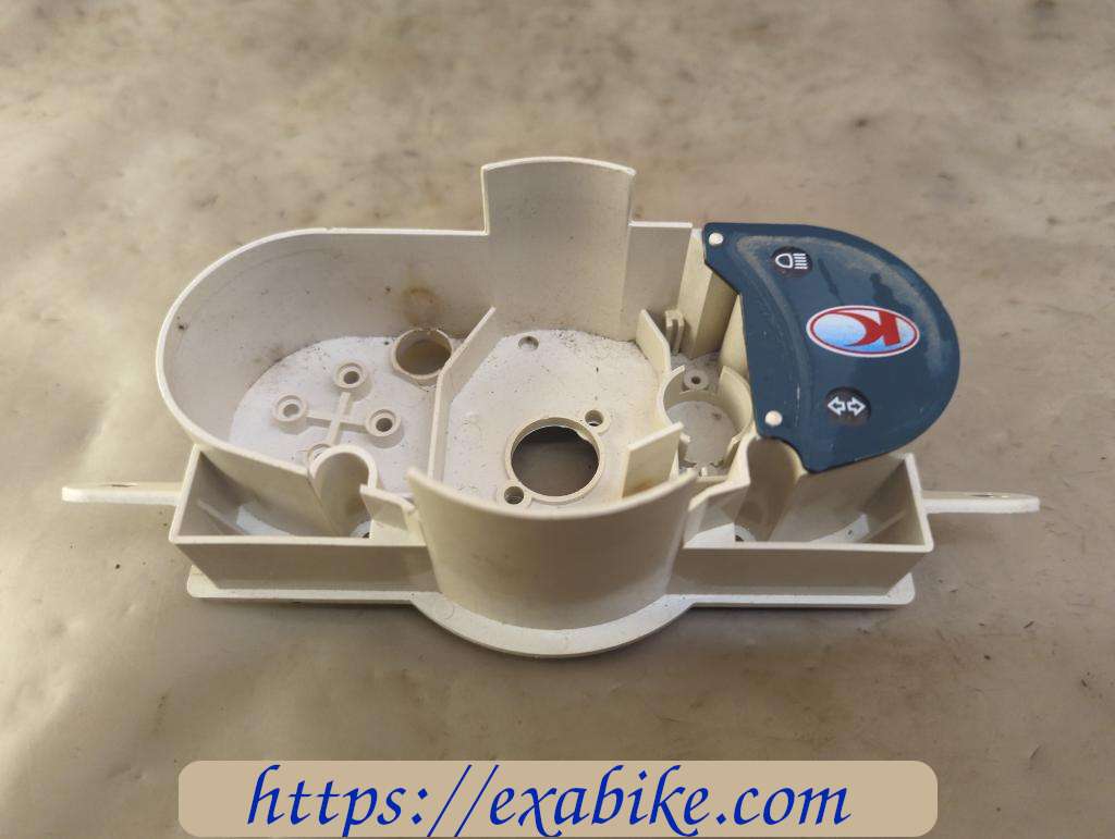 meter case Kymco 50 Agility - photo 2