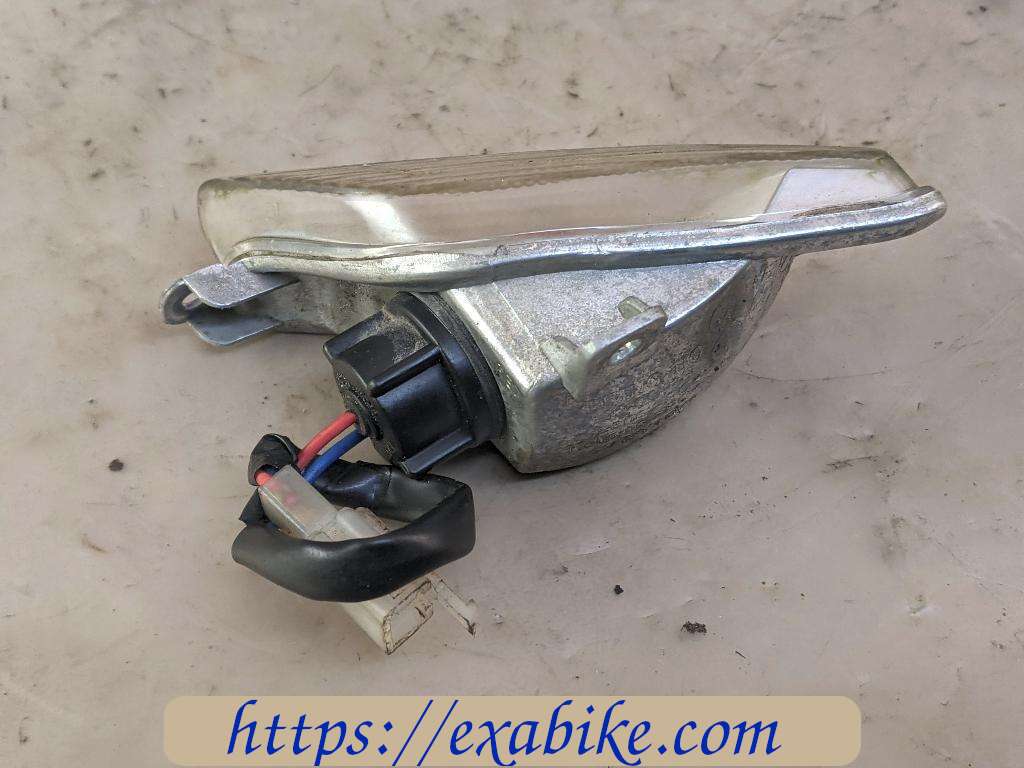 turn signal, front right Piaggio 50 New Typhoon - photo 3