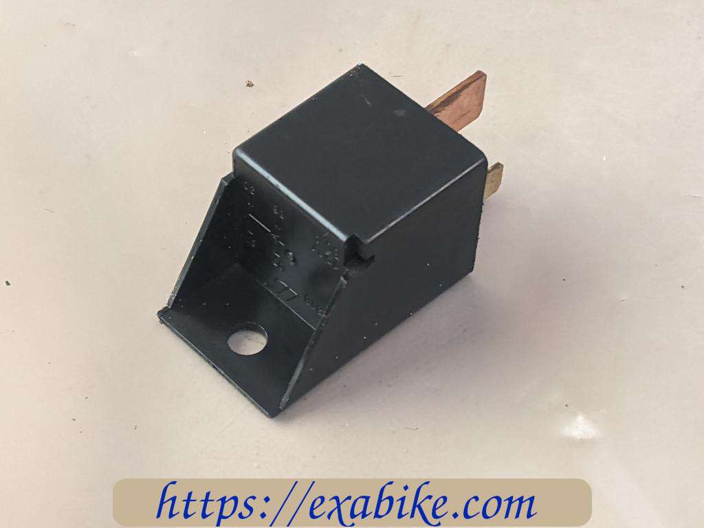 starting motor relay Piaggio Zip 50 - photo 2