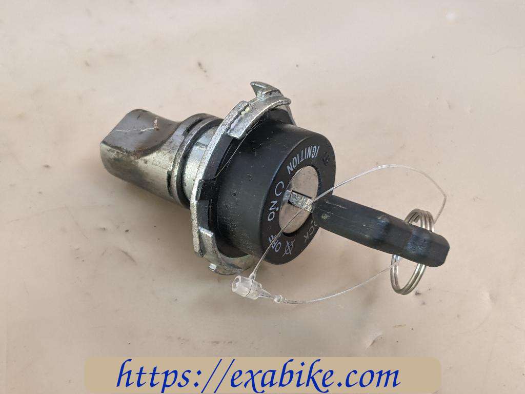 key switch Piaggio Zip 50 - photo 1