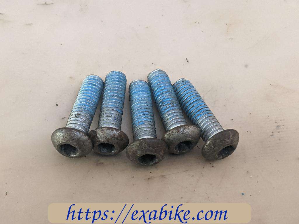 brake disc screw Piaggio Zip 50 - photo 1