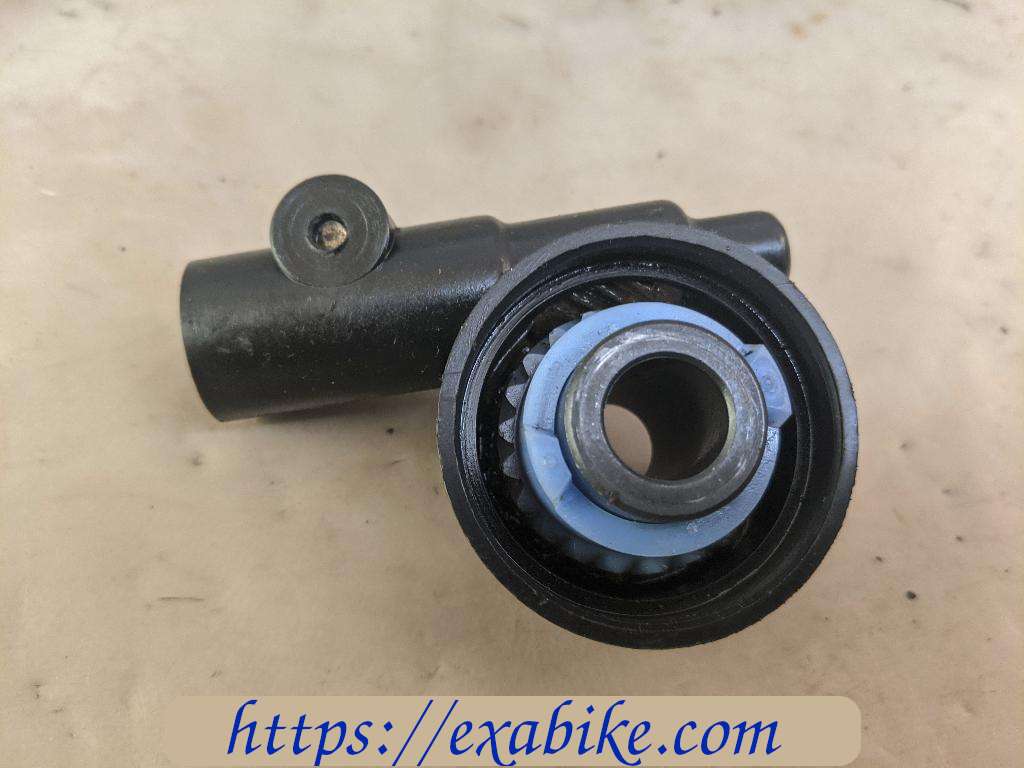 speedometer gear Kymco 50 Vitality - photo 2
