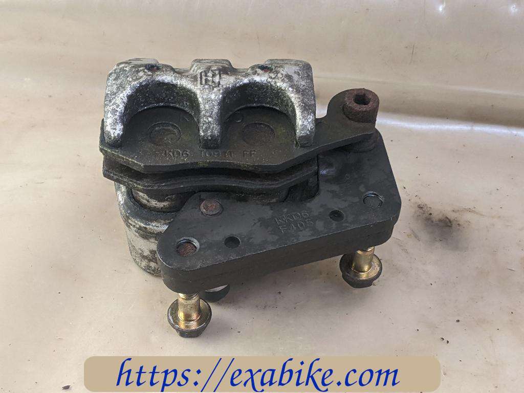 brake caliper, front Kymco 50 Vitality - photo 2