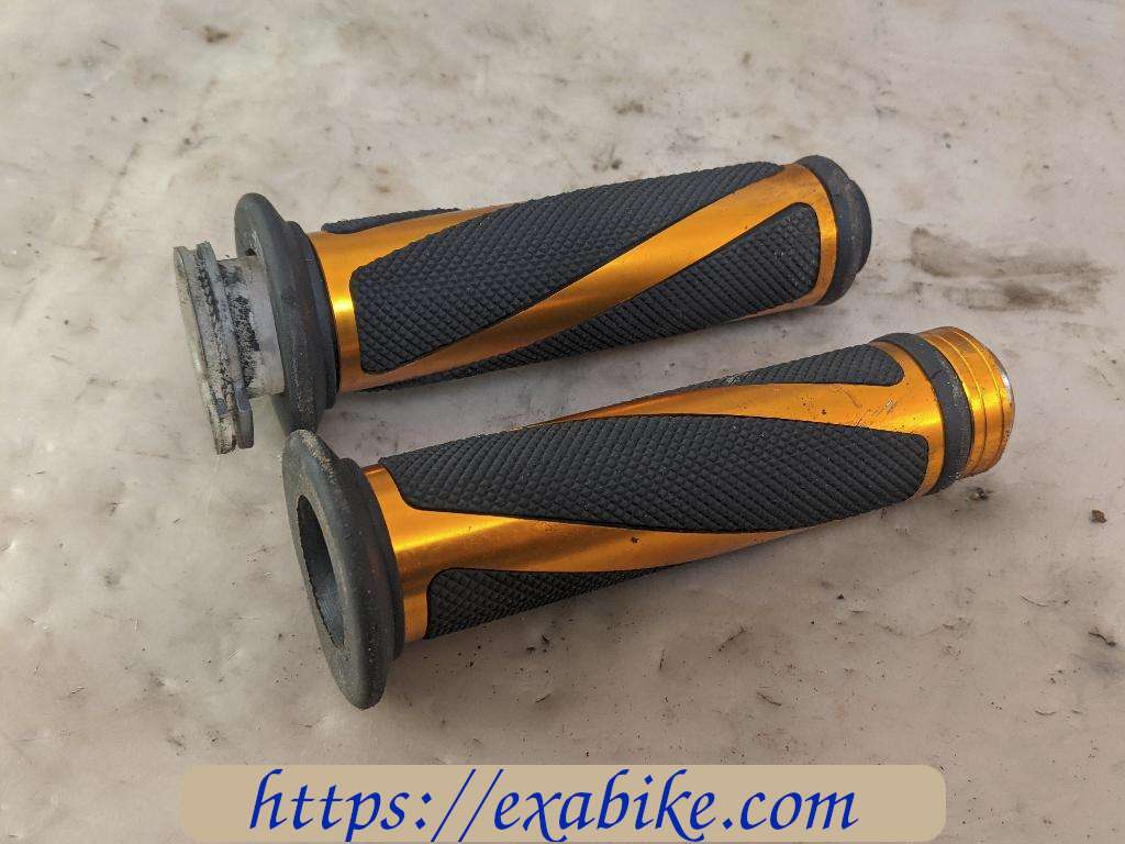 handlebar grips Kymco 50 Vitality - photo 1