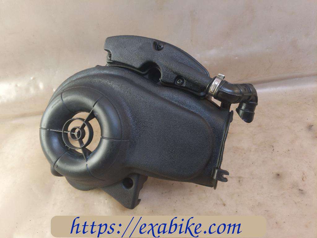 élément plastique Piaggio Fly 50 - photo 1