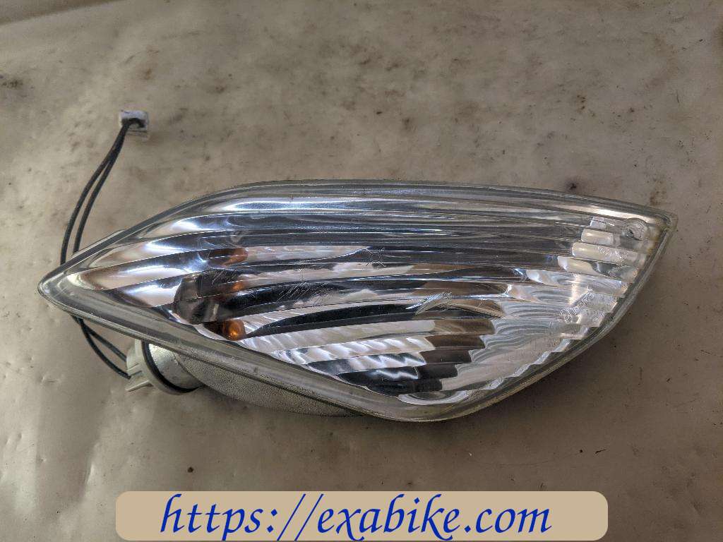 clignotant avant droit Piaggio Fly 50 - photo 1
