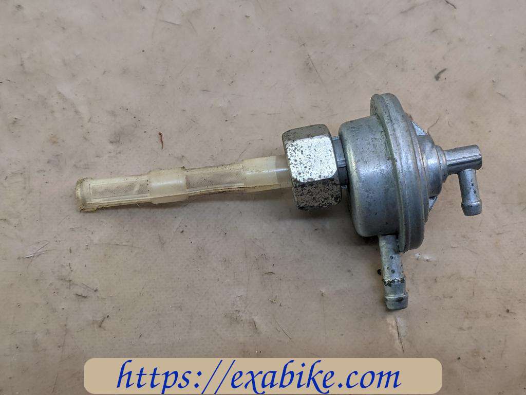 robinet d'essence Yiying 50 Oldies - photo 1