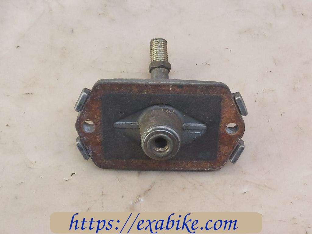 carburetor top cap Yamaha TZR 125 - photo 2