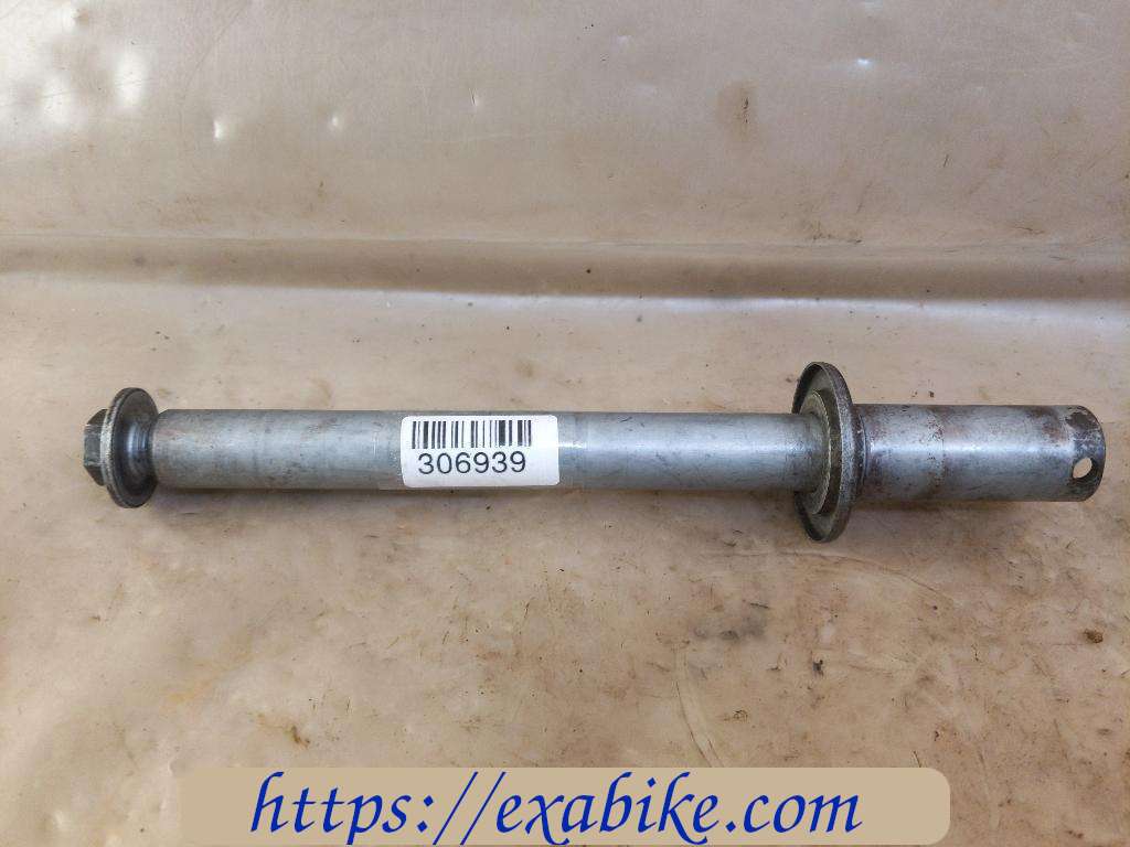 wheel axle, front BMW R1150RS - photo 1