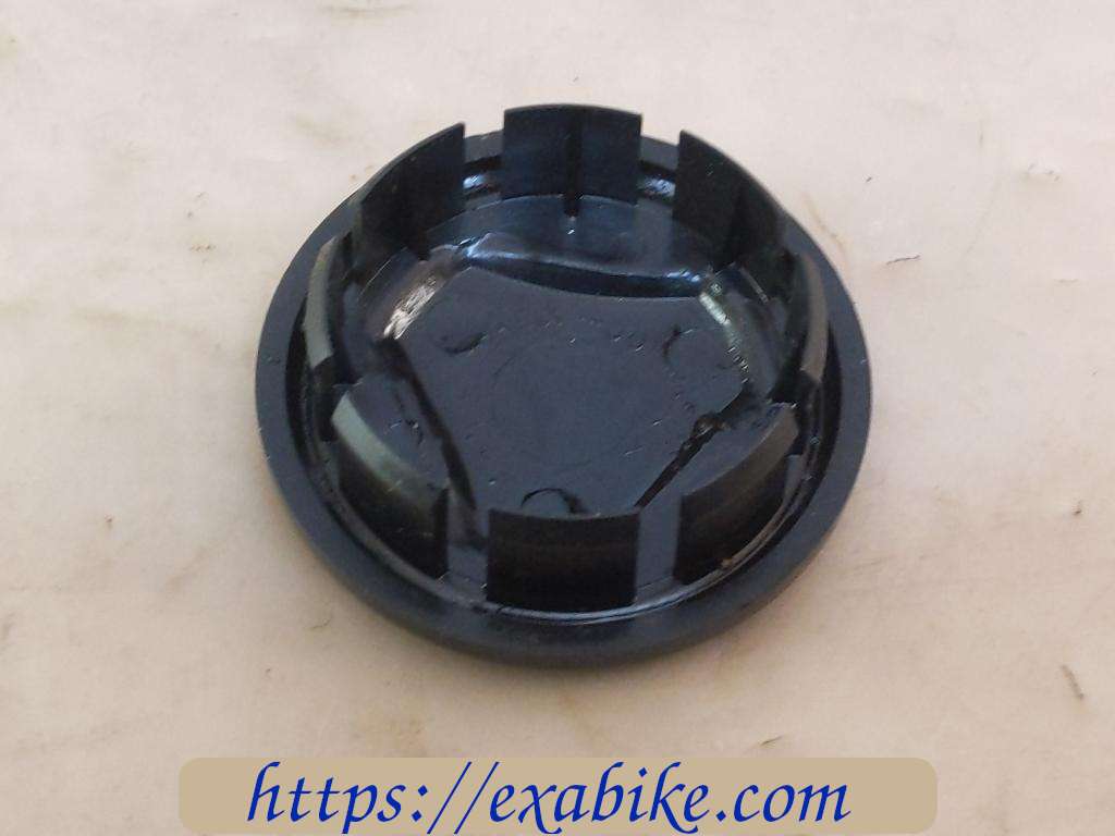 frame cap Yamaha XJ 900 Diversion - photo 2