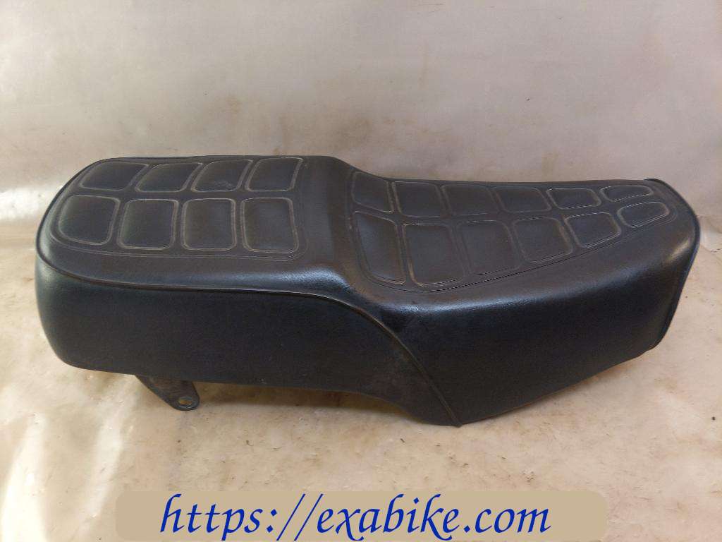 seat Suzuki GN 125 - photo 2