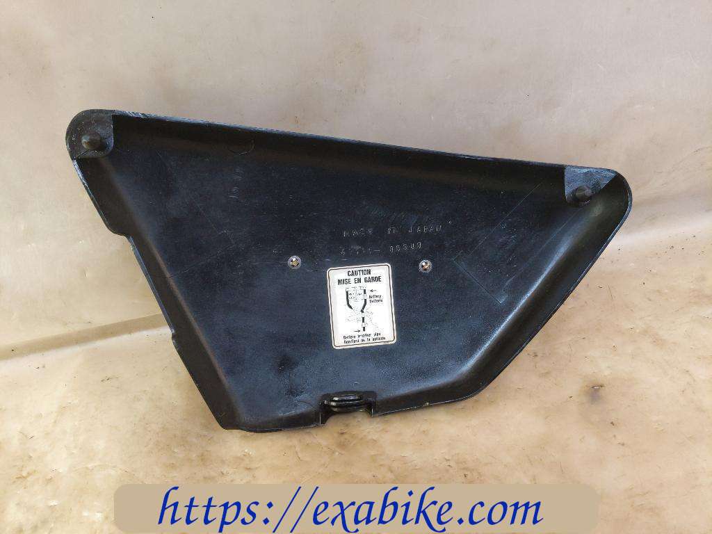 side cover, right Suzuki GN 125 - photo 2