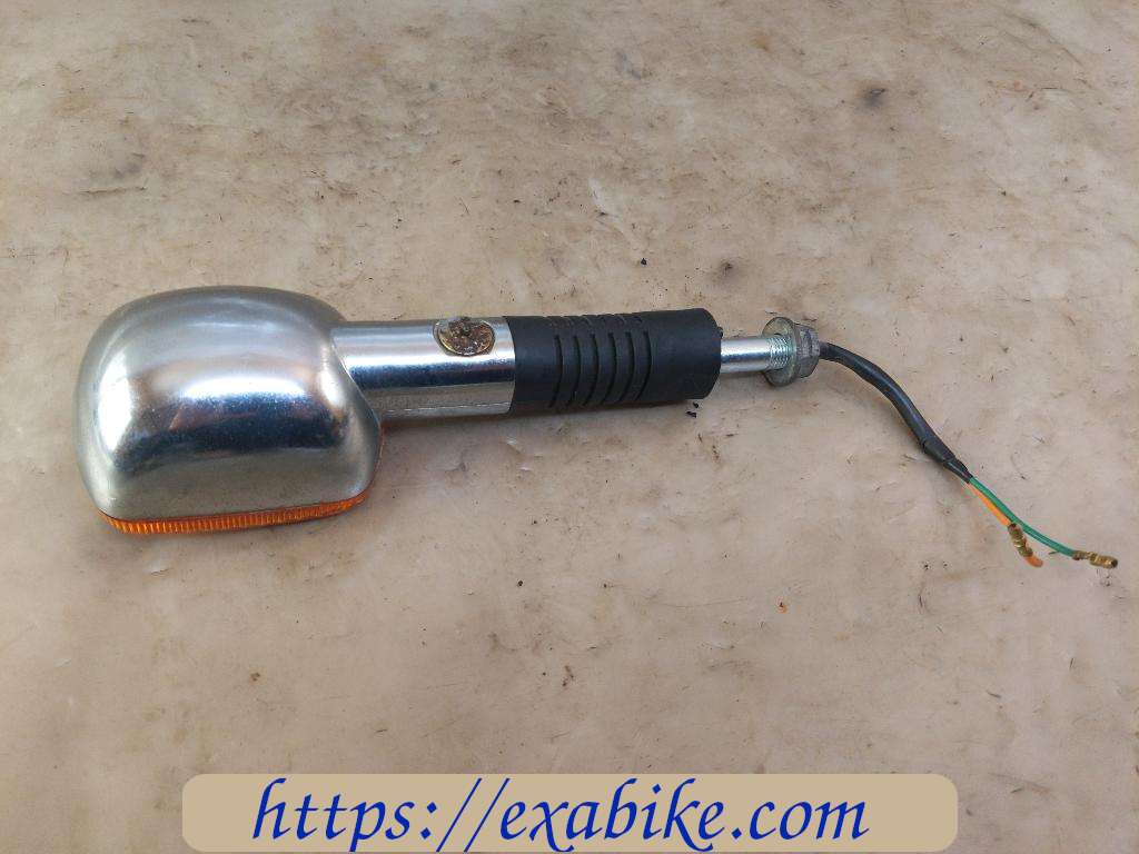 turn signal, front left Honda Rebel 125 - photo 2