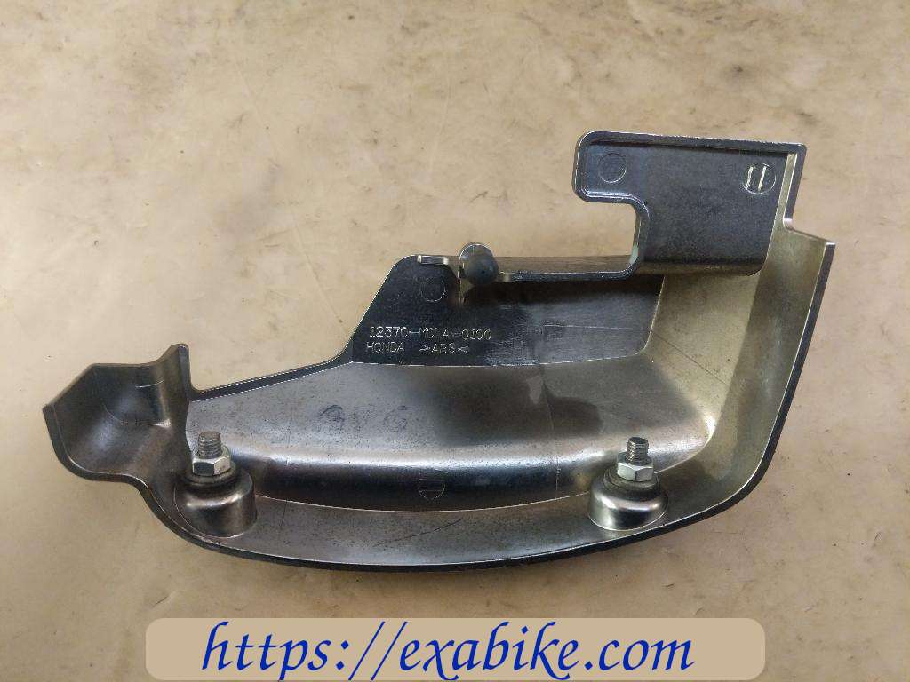 cylinder head cover Honda VT 750 Shadow - photo 3