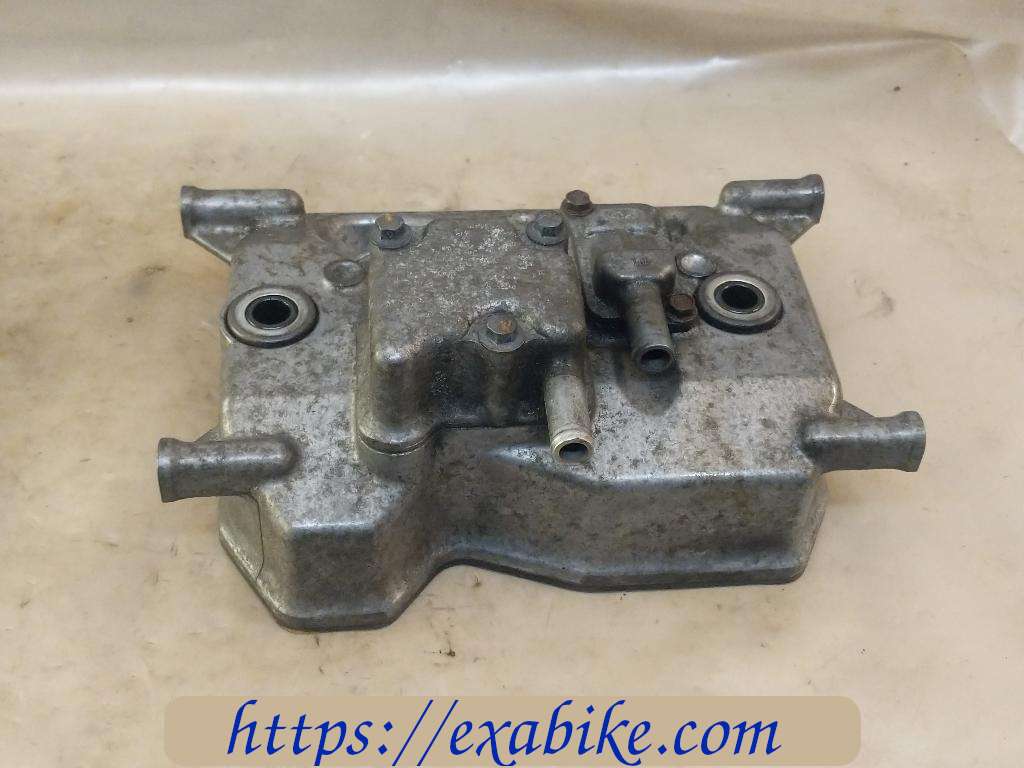 cylinder head cover, front Honda VT 750 Shadow - photo 1