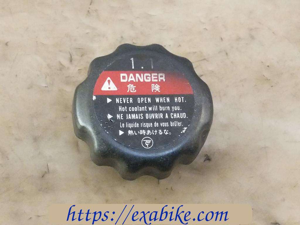 radiator cap Honda VT 750 Shadow - photo 1