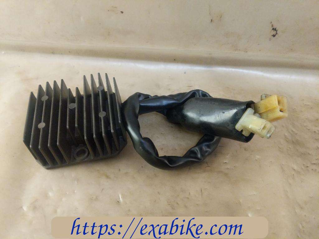 voltage regulator Honda VT 750 Shadow - photo 1