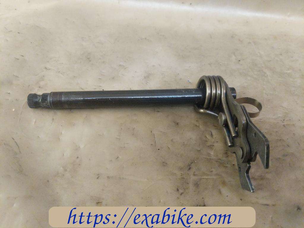 gear change axle Kawasaki KLR 650 - photo 1