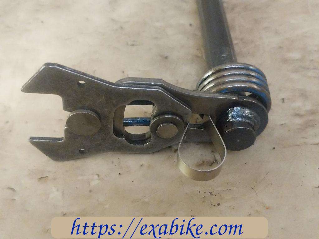 gear change axle Kawasaki KLR 650 - photo 3